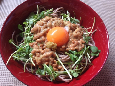 混ぜて載せるだけ!!納豆ぶっかけそば